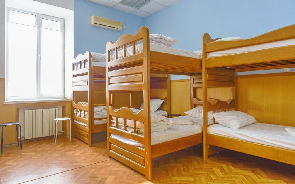 Krovat Na Deribasovskoy Odessza Kültér fotó